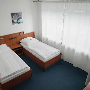 Bed and breakfast Airport Lounge